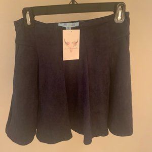 She+Sky Pleated Skirt